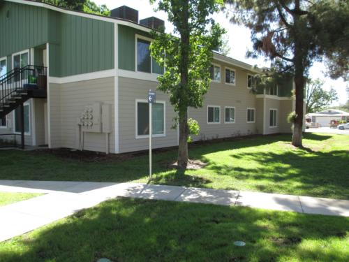 Pleasant Valley Pines Apartments